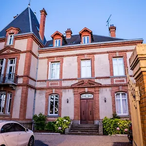 https://lautre-rives.midi-pyreneeshotels.com